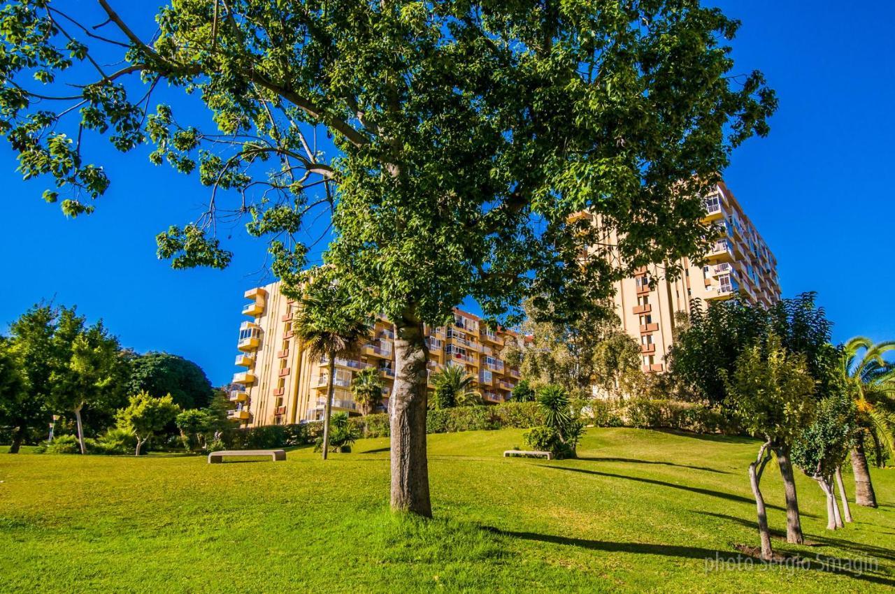 801 Estudio - Minerva Apartamentos - Vista Al Mar Y Montana - Piscina Y Playa Benalmadena Bagian luar foto